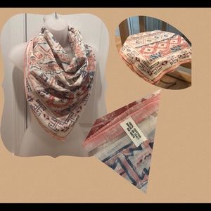 NWOT Gorgeous Large Aztec Pattern Scarf.  Cotton. Made in Italy